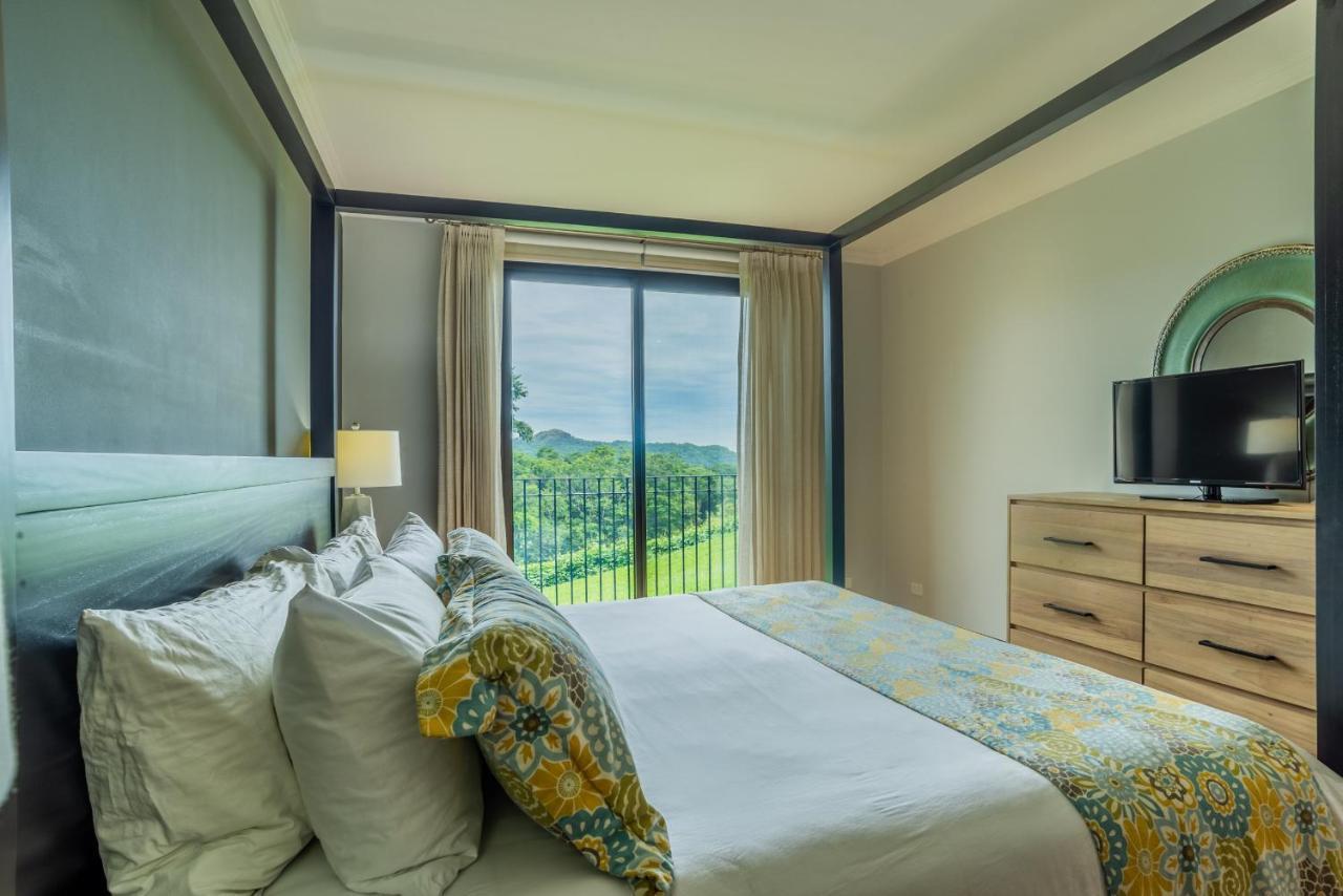 Bougainvillea 8103 Luxury Apartment - Reserva Conchal プラヤ・コンチャル エクステリア 写真